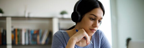 The 21 best finance podcasts [2023]