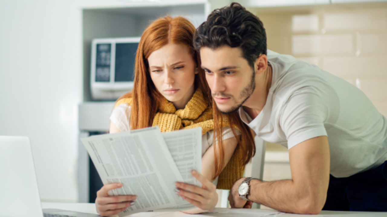 Which credit score do landlords check? Leia aqui Which FICO score do